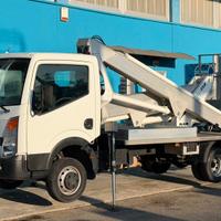 Multitel MX225 allestita su Nissan Cabstar
