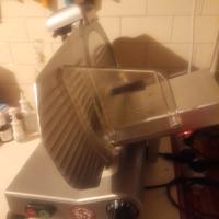 R.G.V. Olimpia 25GL 140W 25cm Affettatrice