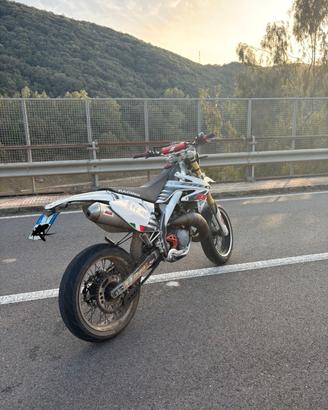 hm CRM 125 2t
