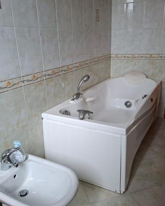 Vasca idromassaggio Jacuzzi 170x75/80