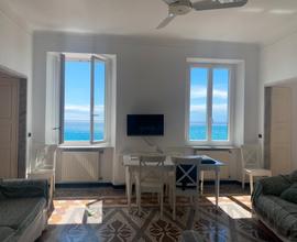 Green wave apartment camogli