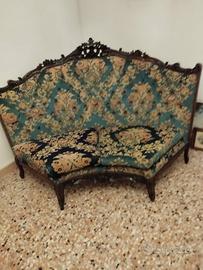 Divano angolare broccato antico del 1500 