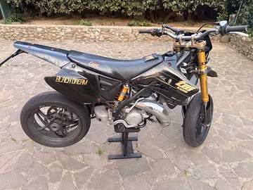 TM SMM Black Dream