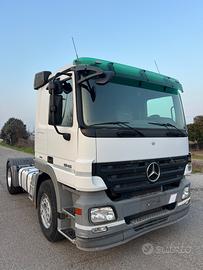 Trattore stradale, Mercedes