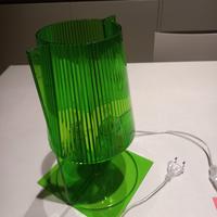 Lampada da tavolo originale Kartell