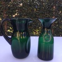 Bottiglia e caraffa in vetro soffiato di Empoli