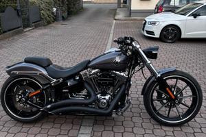 Harley davidson softail breakout