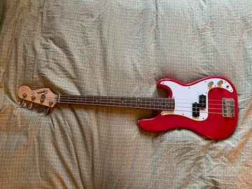 Basso fender rosso