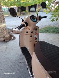 ETRIKO scooter elettrico 50