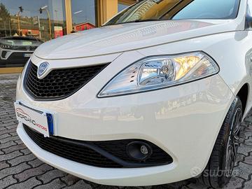 LANCIA Ypsilon 1.0 FireFly 5 porte S&S Hybrid Ec