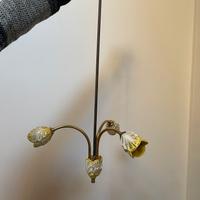 Lampadario con fiori gialli in ceramica
