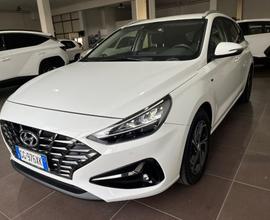 HYUNDAI i30 1.6 TDI HYBRID 48V FULL OPT.