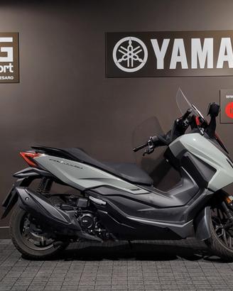 Honda Forza 350