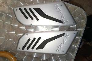 pedane tappetini e manopole tmax