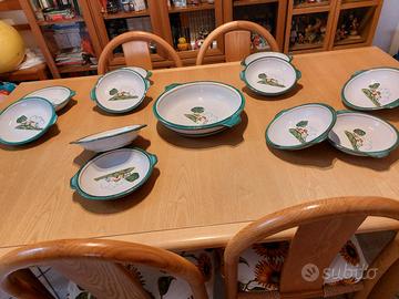 Servizio di piatti di ceramica vietrese