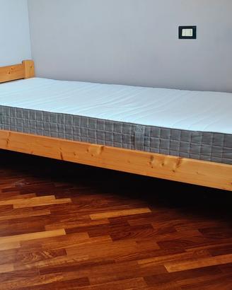 Coppia letti singoli IKEA 90x200 + materasso/reti