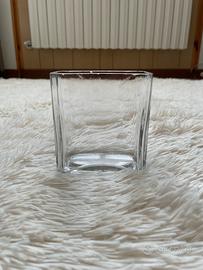 Vaso in vetro rettangolare
