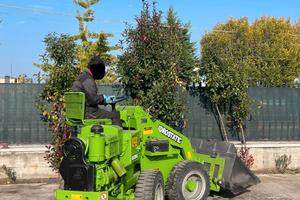 P98 Mini pala 25 q.li snodata