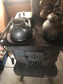 Vecchia stufa a legna