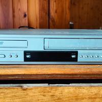 Targa DPV-5100X DVD Player/VHS recorder combo