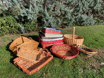 Cesti in paglia e vimini