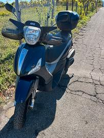 Beverly 350 sport touring