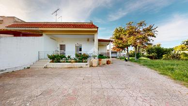 VILLA SINGOLA A BRINDISI