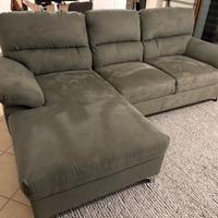 Divano angolare 3 posti con penisola a destra