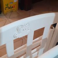 Lettino neonato con paracolpi