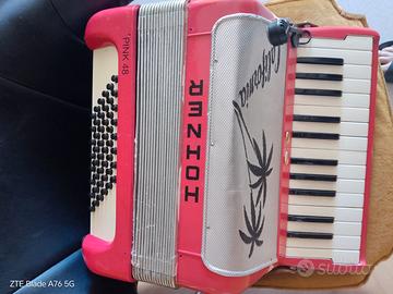 Fisarmonica hohner Pink 48 con soffietto staccato