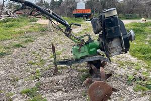 Motozzappa Ferrari con motore Ruggerini 10 cav.