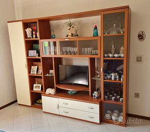 MOBILE TV CON LIBRERIA E VETRINETTA DA SOGGIORNO