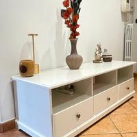 Mobile TV Ikea Liatorp