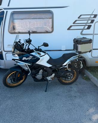 CF MOTO MT 700 ADV