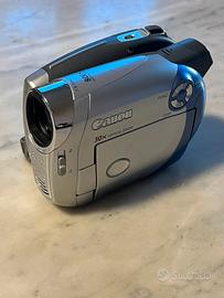VIDEOCAMERA CANON DVD CAMCORDER DC201