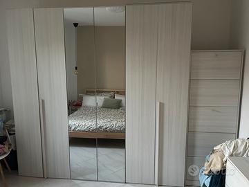 Set mondo convenienza: armadio/scarpiera/comò