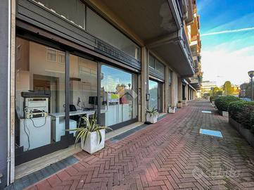 UFFICIO A DESENZANO DEL GARDA