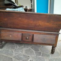 Madia in castagno ultracentenaria