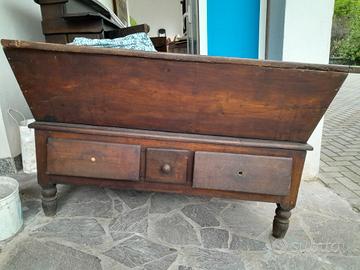 Madia in castagno ultracentenaria