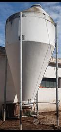 mungitrice, silos, refrigeratore 