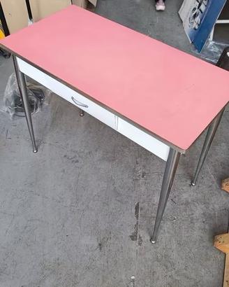 Tavolo vintage in formica rossa anni  50/60