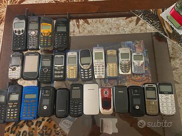 Lotto telefoni cellulari vintage