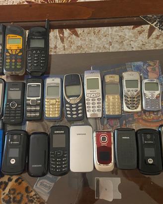 Lotto telefoni cellulari vintage
