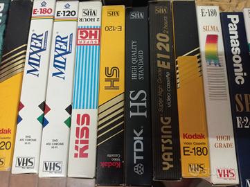 VHS per registrazione video, usati ma cancellabili