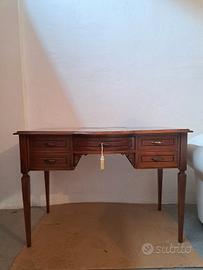 scrittoio antico in legno lucido