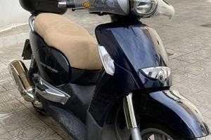 Scarabeo Aprilia 400