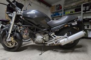Ducati Monster 696 - 2002