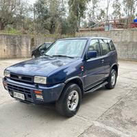 Nissan Terrano II 2.7 td,gancio traino, 4x4,3 port