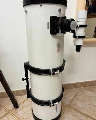 Telescopio 203 D f 900