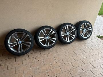 Cerchi in lega originali Bmw con gomme estive